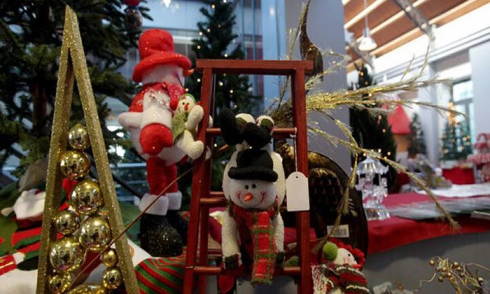 Καταστήματα: Aυτό θα είναι το εορταστικό ωράριο - Ανοιχτά στις 19/12